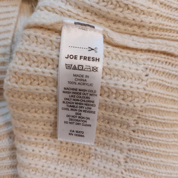 Joe fresh sweater size S - Picture 4 of 5